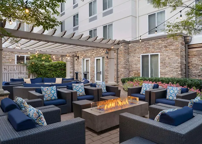 Hilton Garden Inn Melville