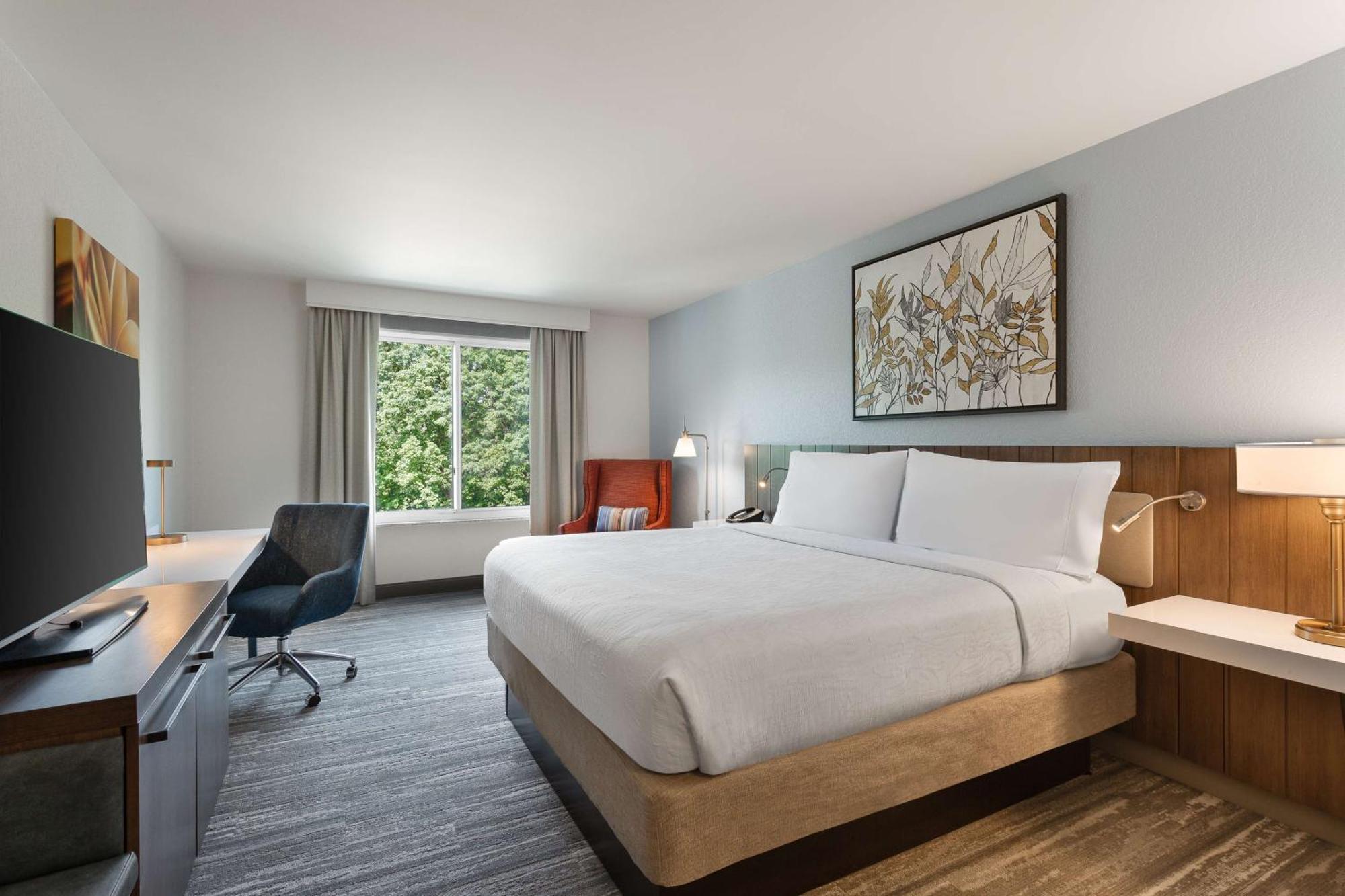 Hilton Garden Melville Hotel 3*
