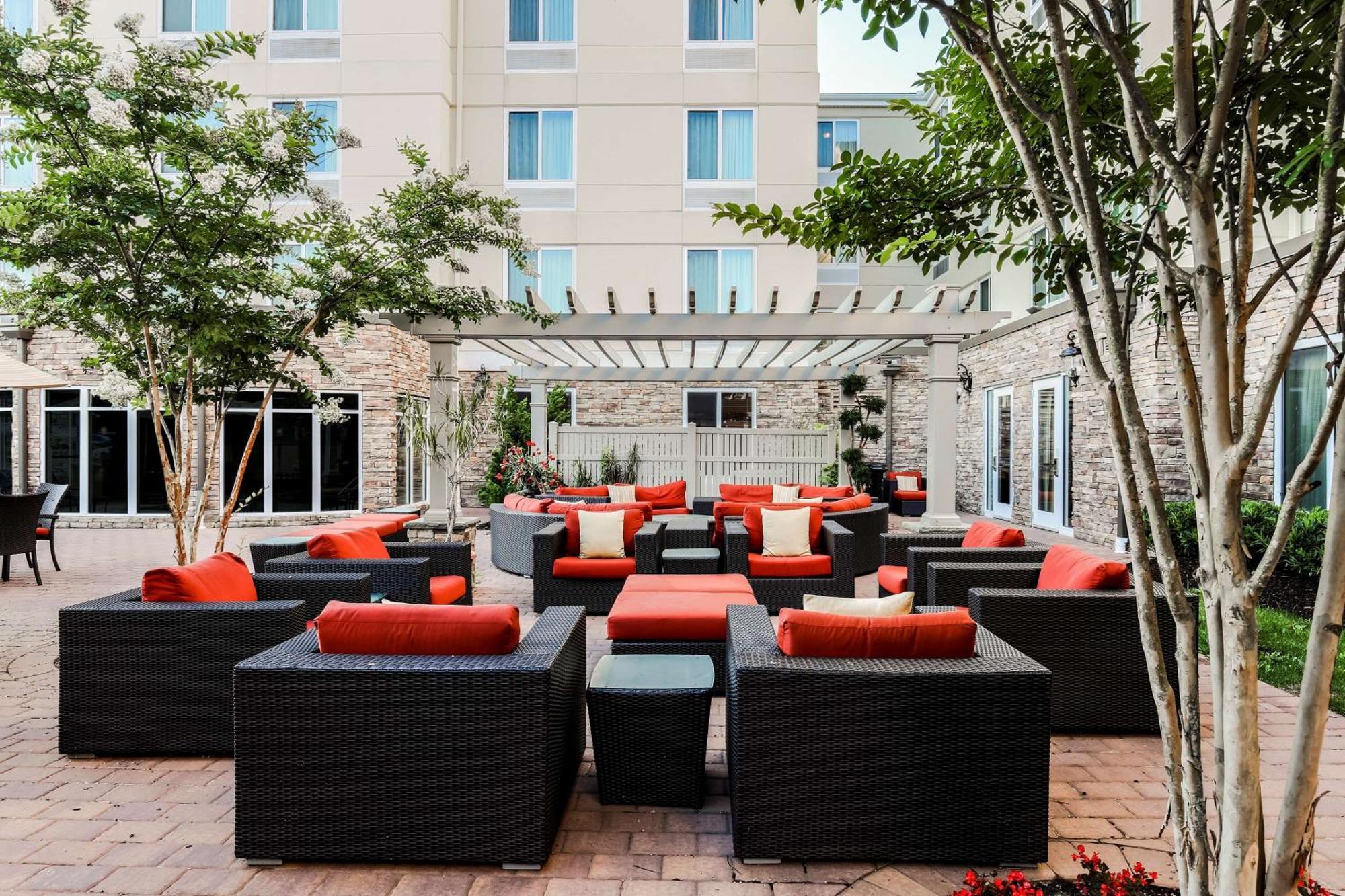 Hilton Garden Melville Plainview