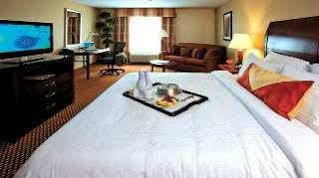 Hilton Garden Melville 3*